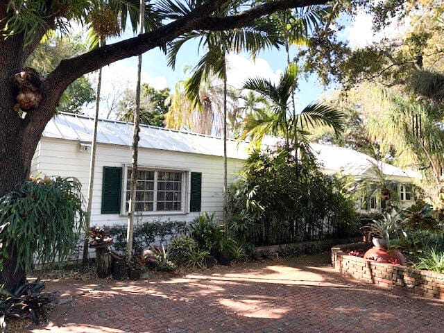 41 SW 5TH Street — photo 3