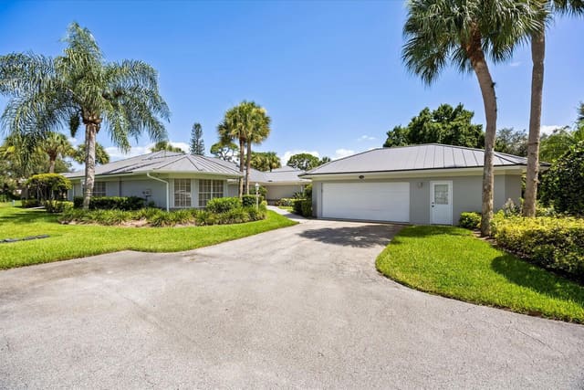 7362 Pine Creek Way, Port St. Lucie, FL 34986