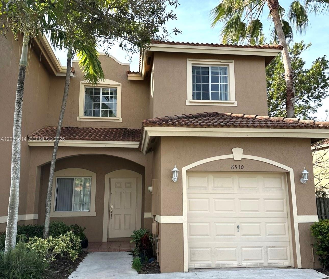 8570 SW 214th Way . — photo 1