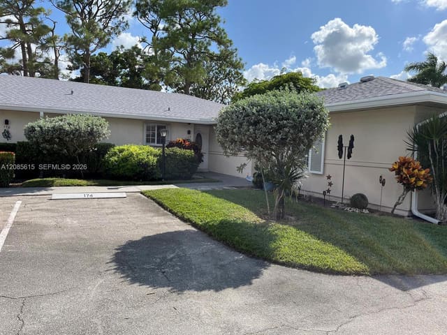 176 Cape Cod Circle 0, Covered Bridge, Lake Worth, FL
