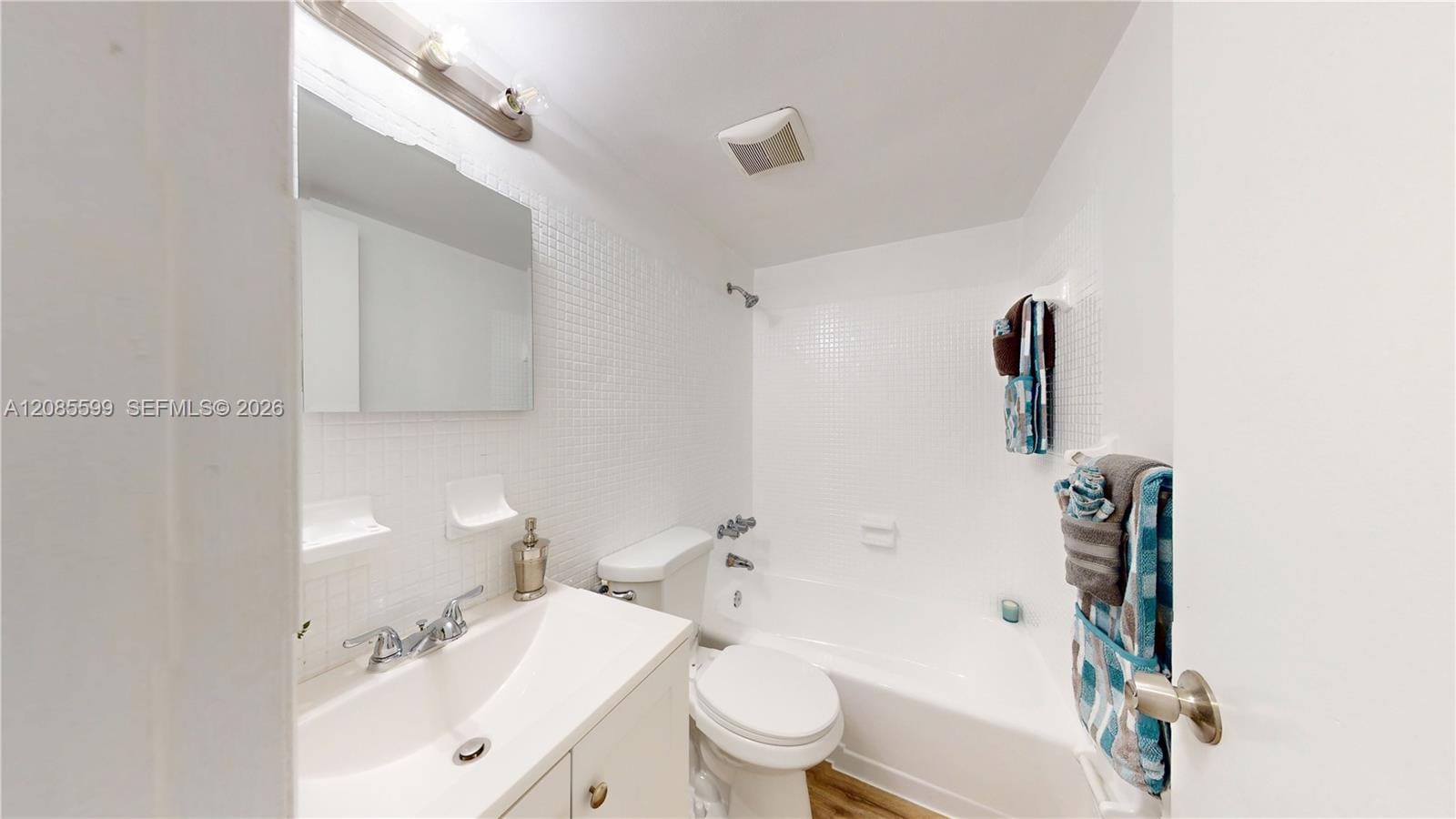 444 SW 27th Avenue 32, Miami, FL 33135 photo 17