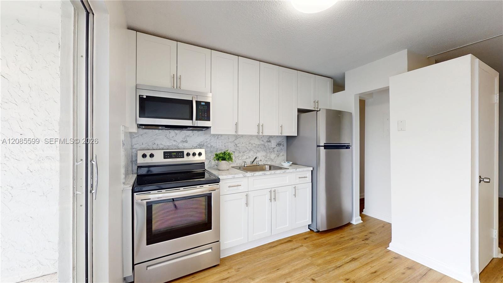 444 SW 27th Avenue 32, Miami, FL 33135 photo 3