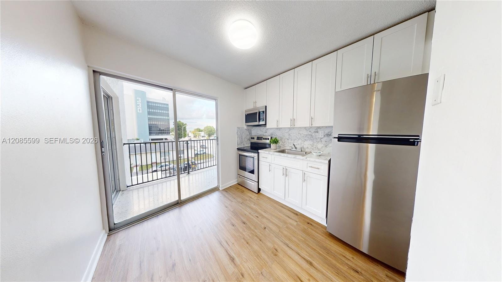 444 SW 27th Avenue 32, Miami, FL 33135 photo 4