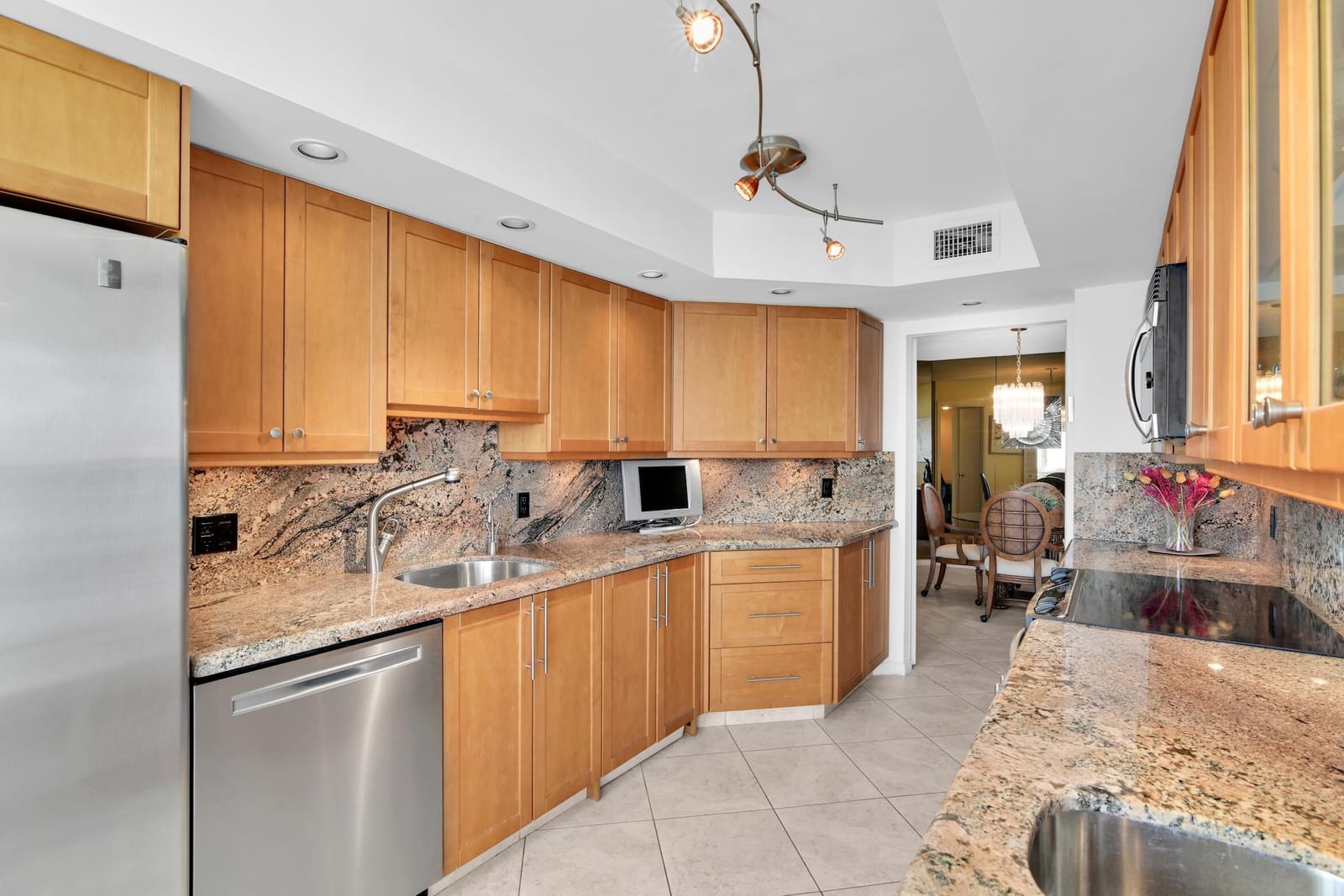 500 S Ocean Boulevard 706 — photo 10