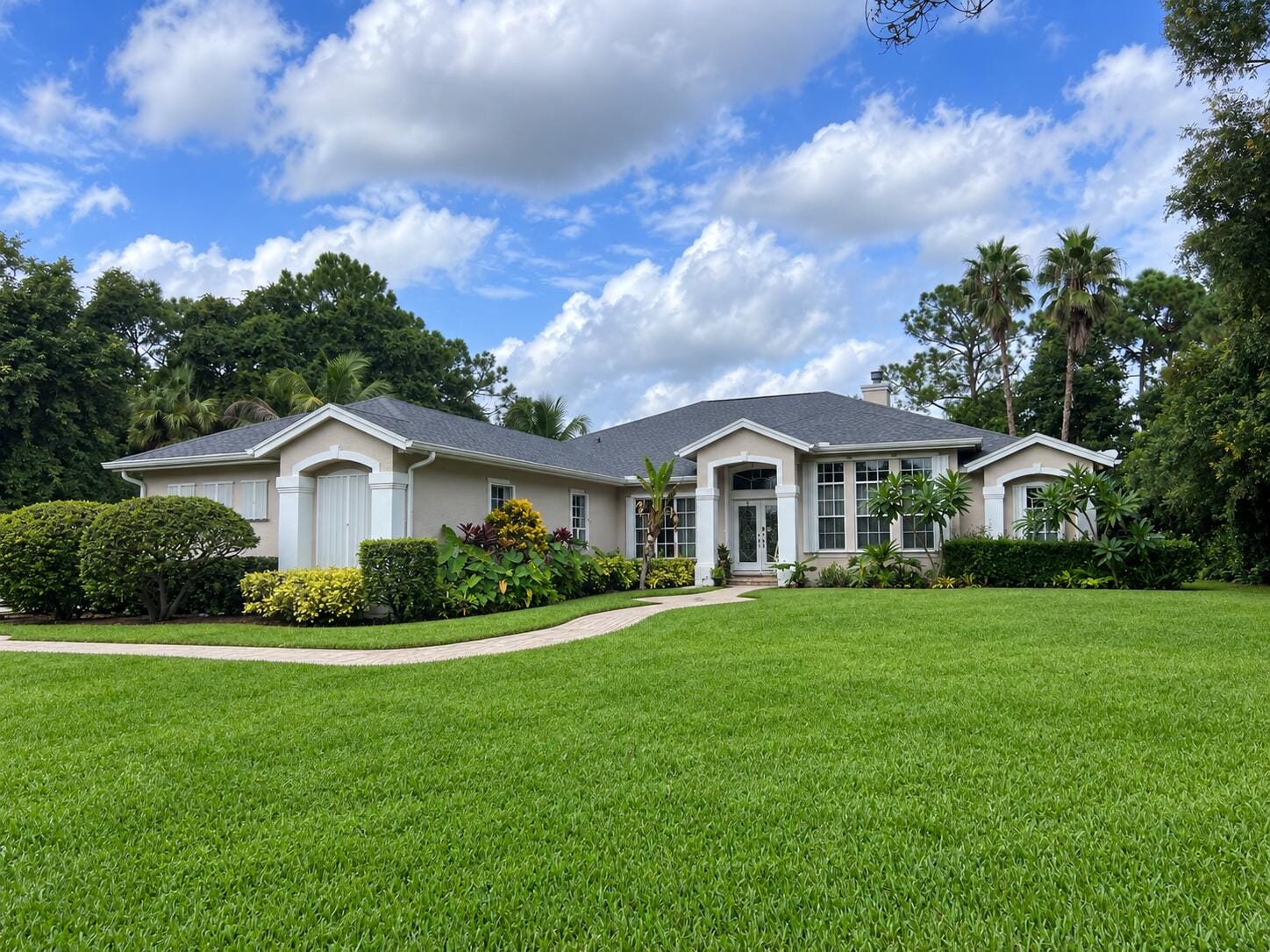 7481 150th Court N, Palm Beach Gardens, FL 33418 photo 2