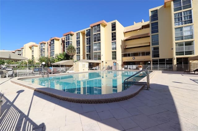 210 172nd Street 426, Sunny Isles Beach, FL 33160