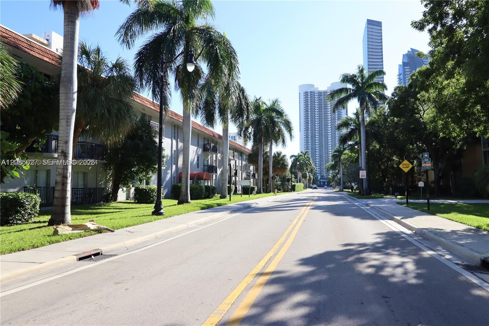 210 172nd Street 426, Sunny Isles Beach, FL 33160 photo 13
