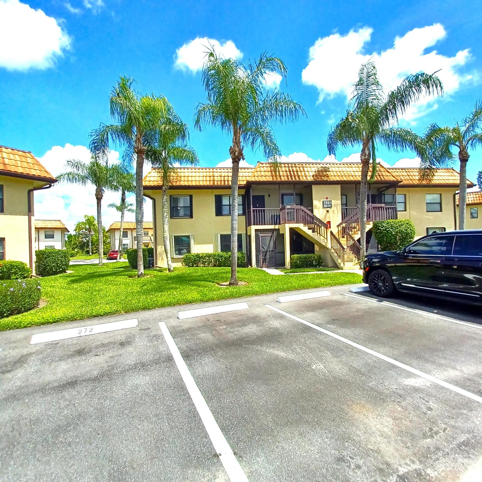 7221 Golf Colony Court 102, Lake Worth, FL 33467 photo 22