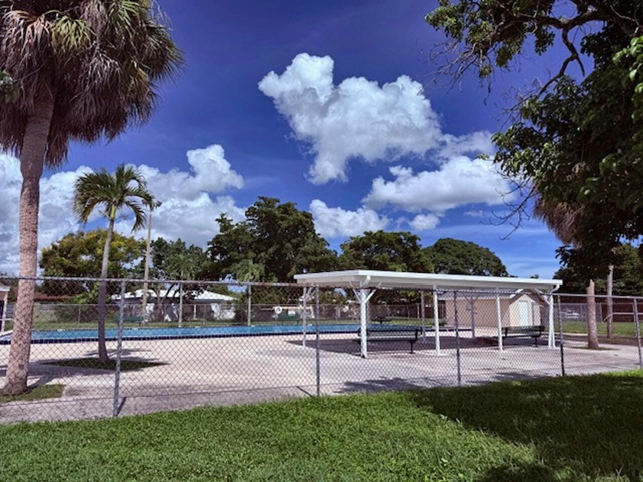 6807 NW 80TH Court, Tamarac, FL 33321 photo 24