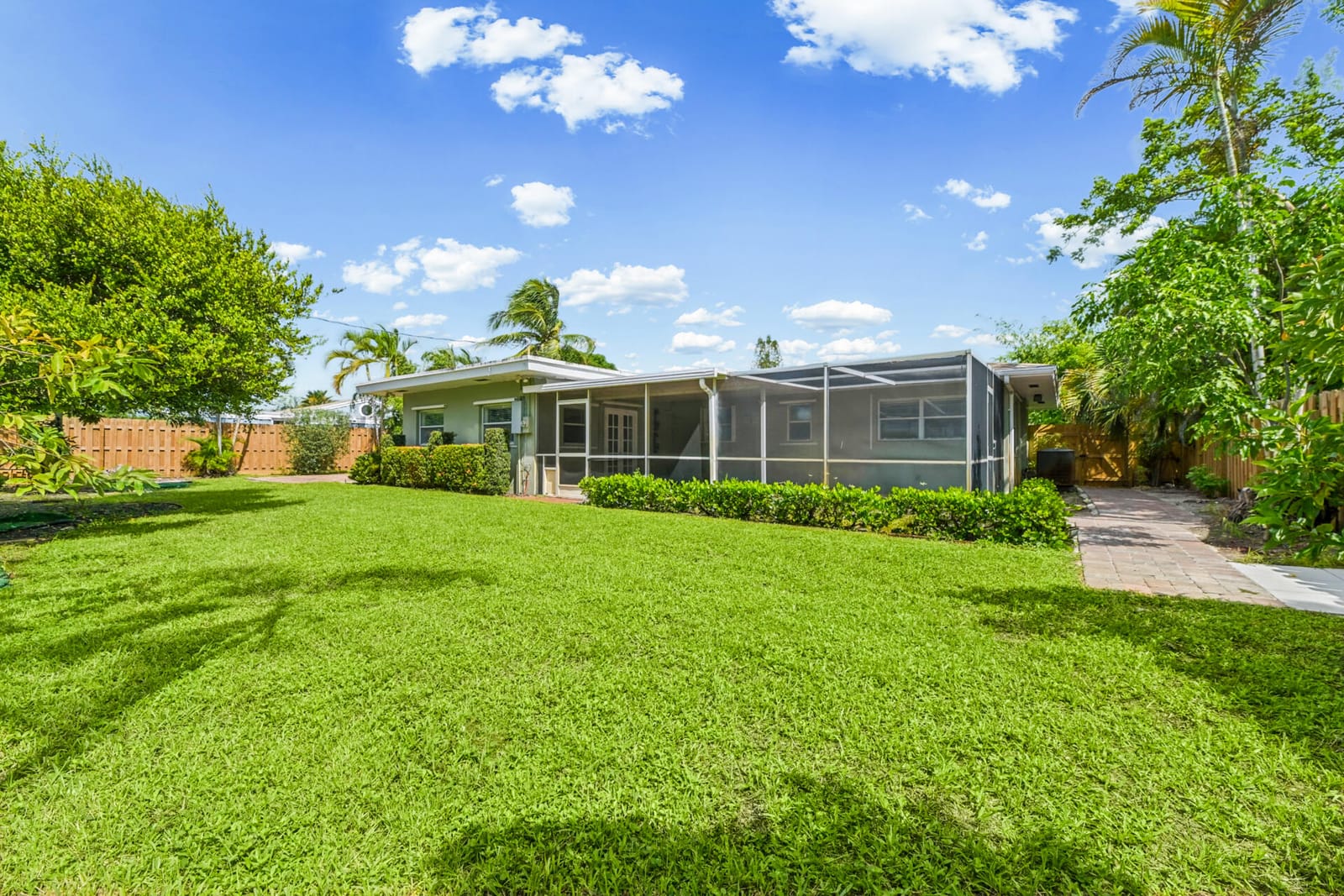 522 HERON Drive, Delray Beach, FL 33444 photo 21