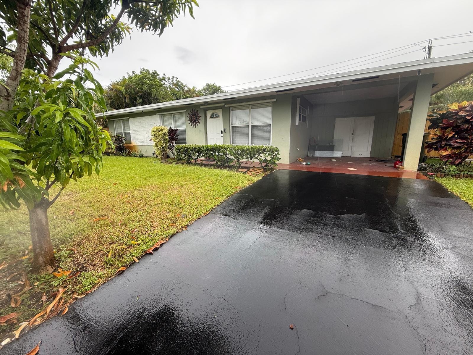 522 HERON Drive
