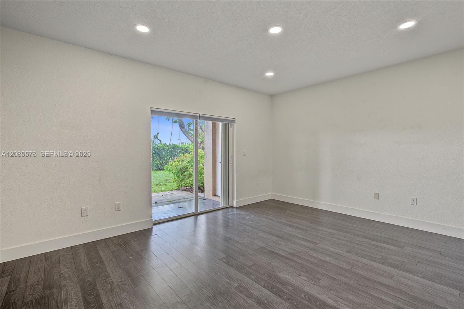 5779 NW 116th Avenue 104 — photo 11