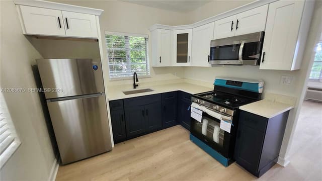 847 81st Street 5, Miami Beach, FL 33141