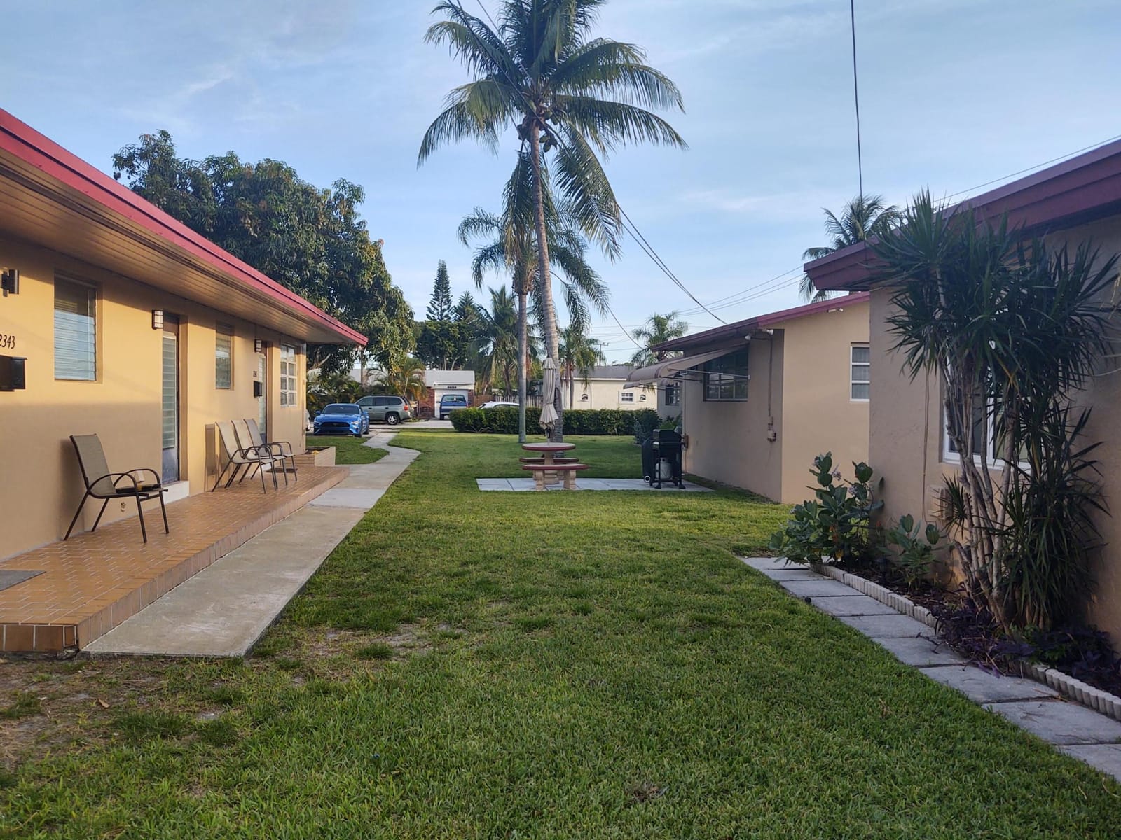 2341 HARDING Street — photo 2