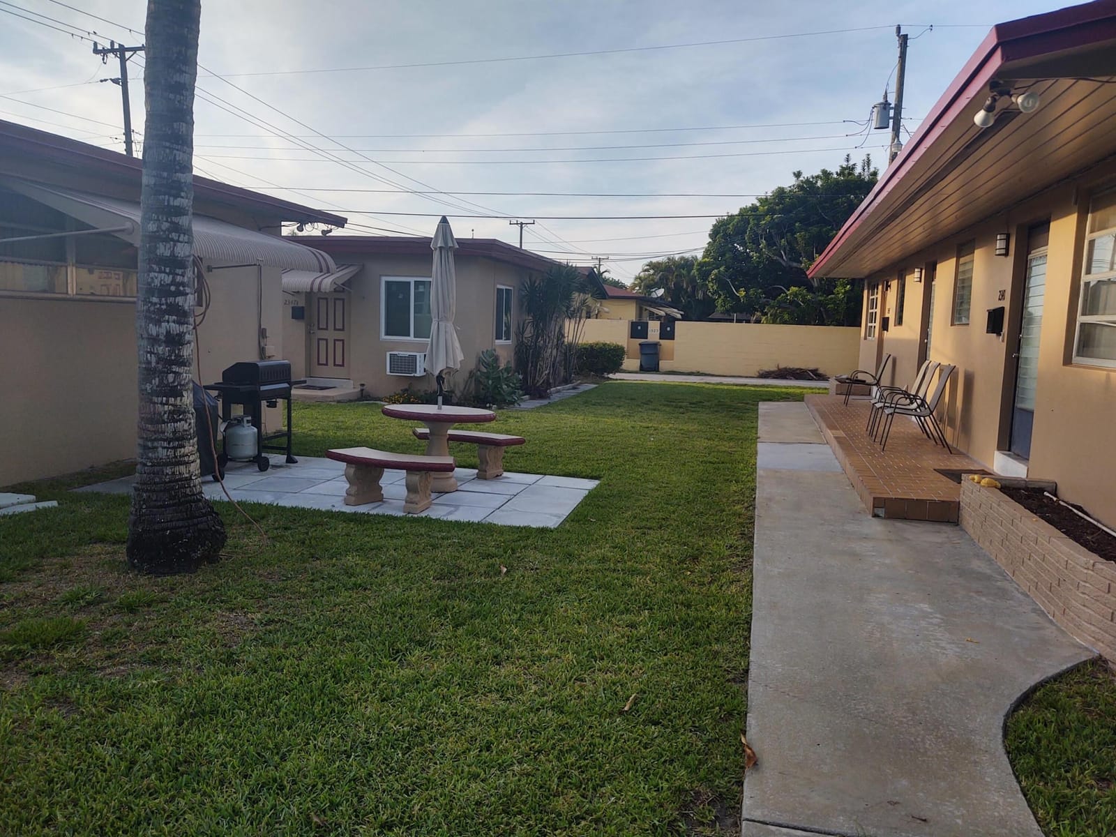 2341 HARDING Street — photo 4