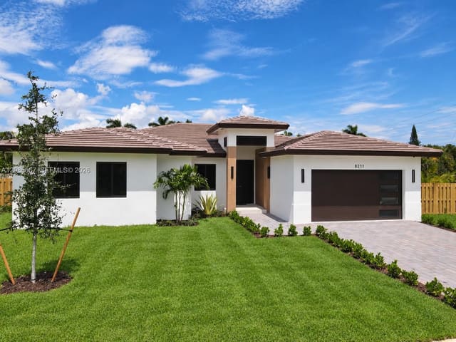 8211 SW 193rd Terrace, Cutler Bay, FL 33157