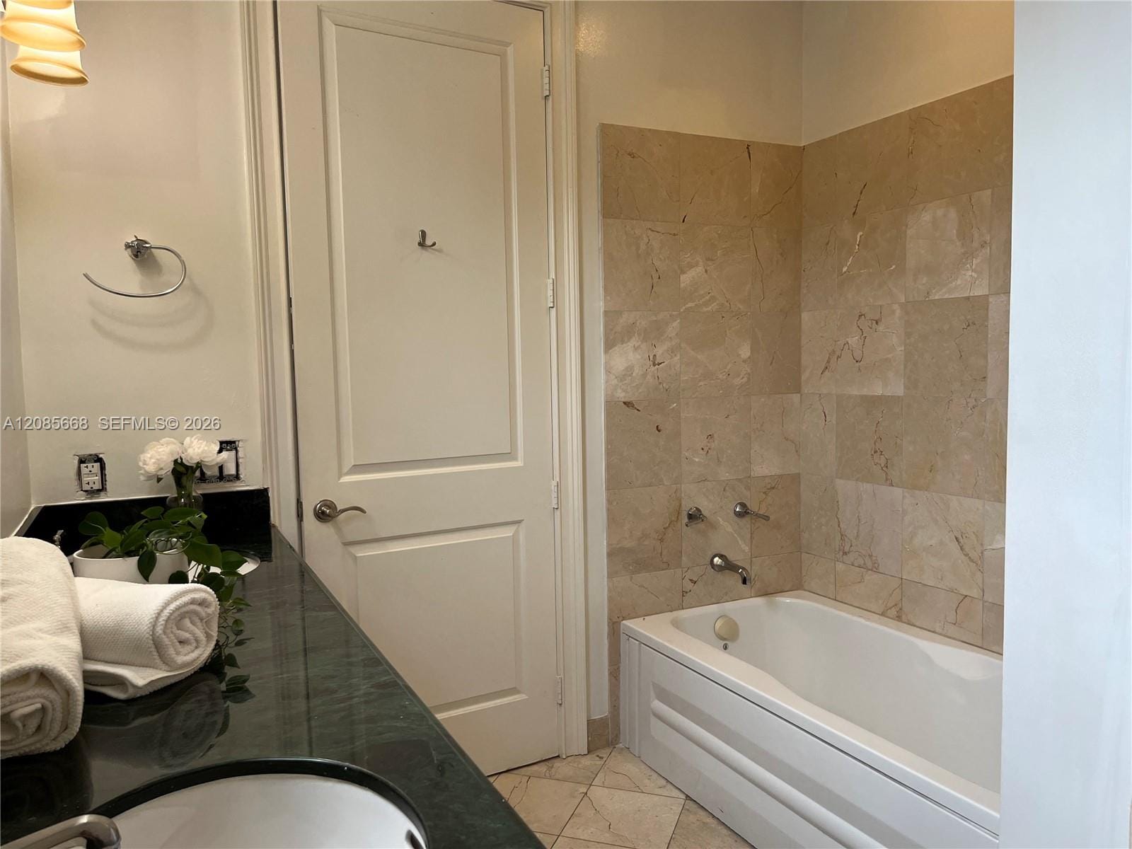 570 Loretto Avenue 10, Coral Gables, FL 33146 photo 10