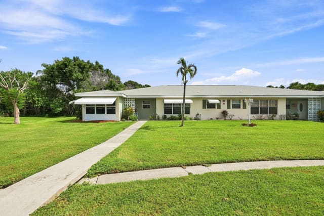 912 Savannas Point Drive Apt b, Fort Pierce, FL 34982