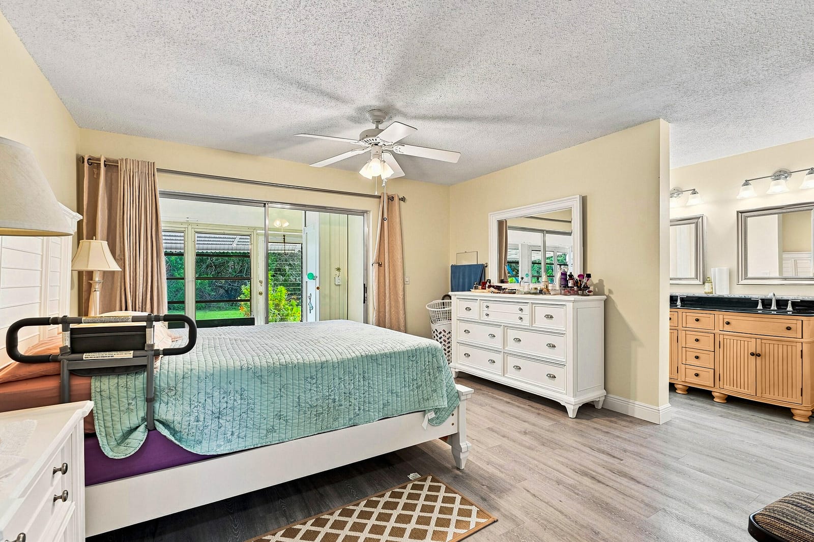 912 Savannas Point Drive Apt b, Fort Pierce, FL 34982 photo 13