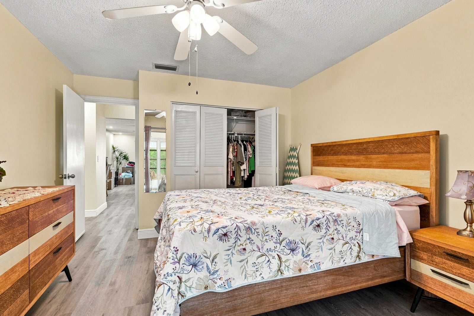 912 Savannas Point Drive Apt b — photo 9