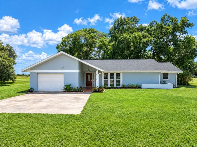 8316 Hampshire Drive, Sebring, FL 33876