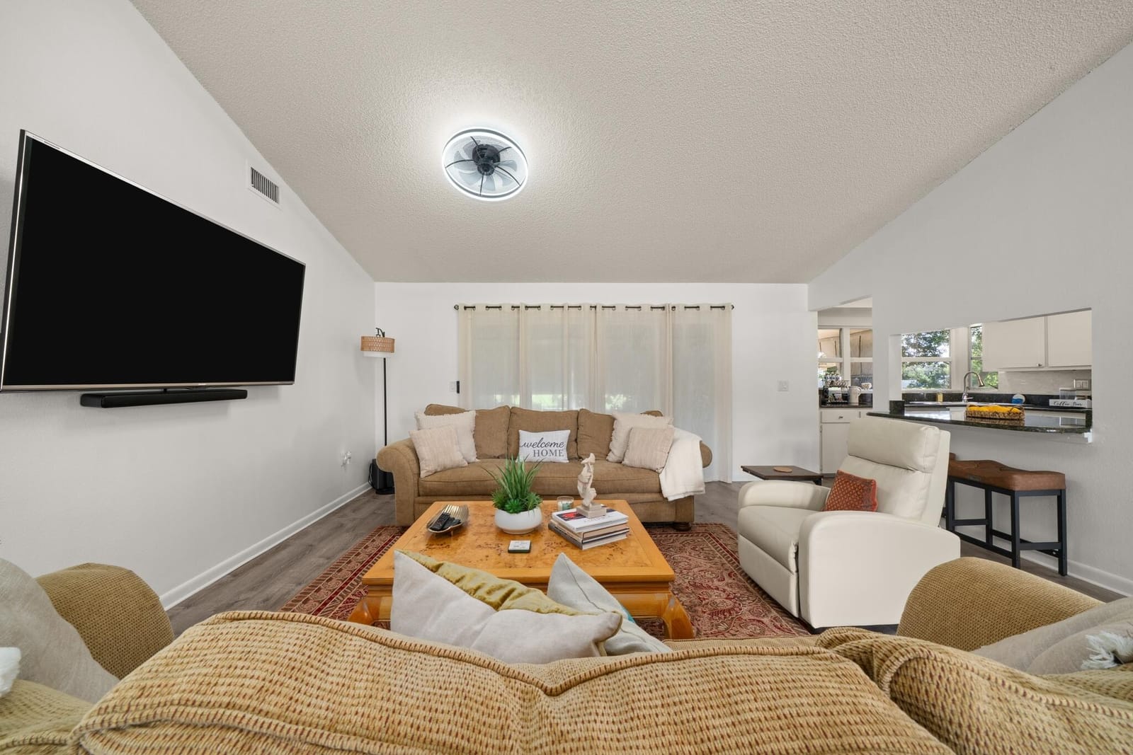 8316 Hampshire Drive — photo 8
