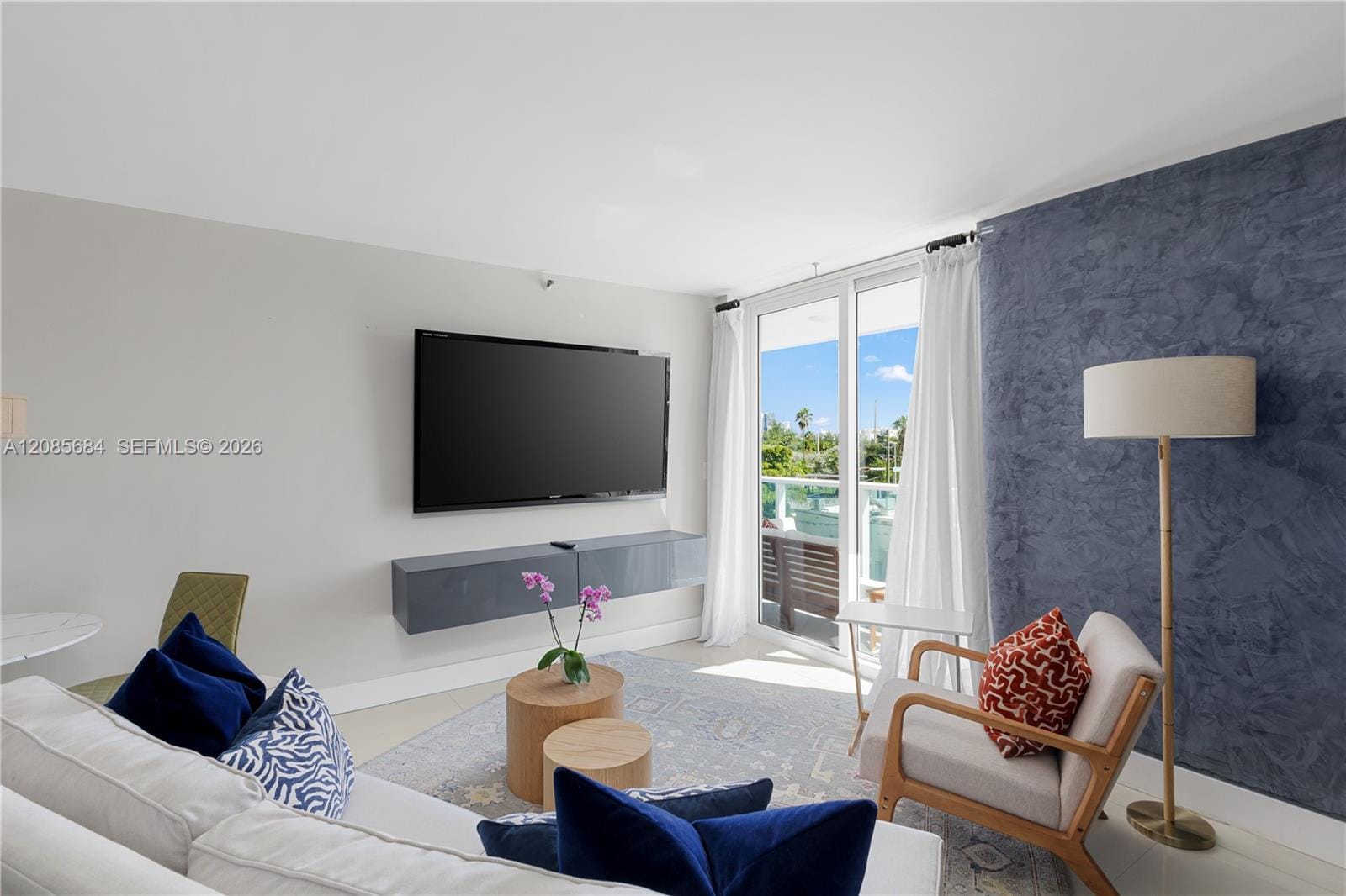 1035 West Avenue 404, Miami Beach, FL 33139 photo 1