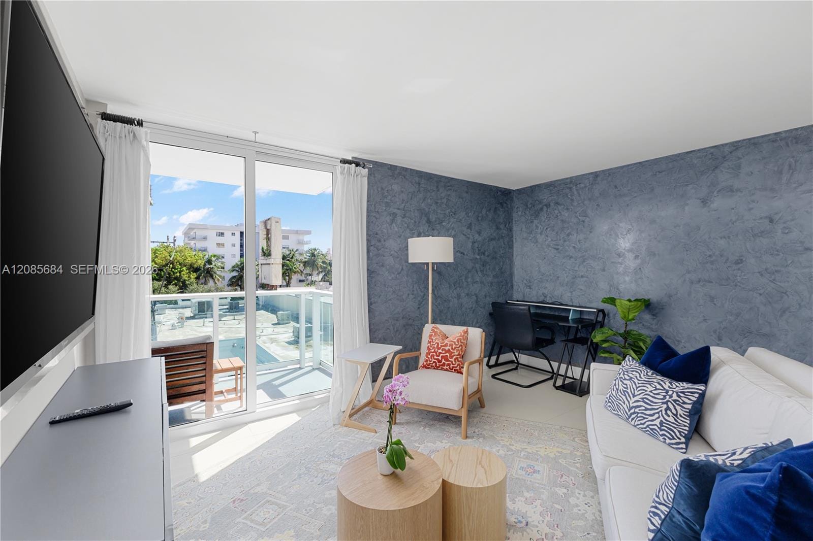 1035 West Avenue 404, Miami Beach, FL 33139 photo 3