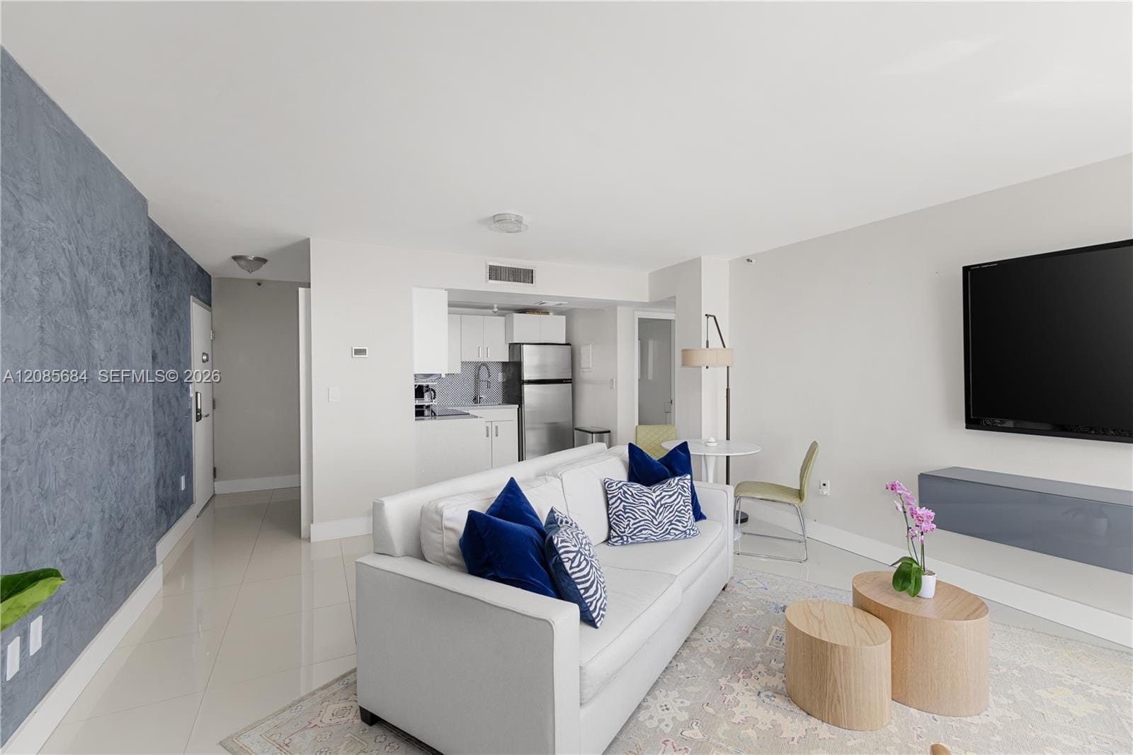 1035 West Avenue 404, Miami Beach, FL 33139 photo 5