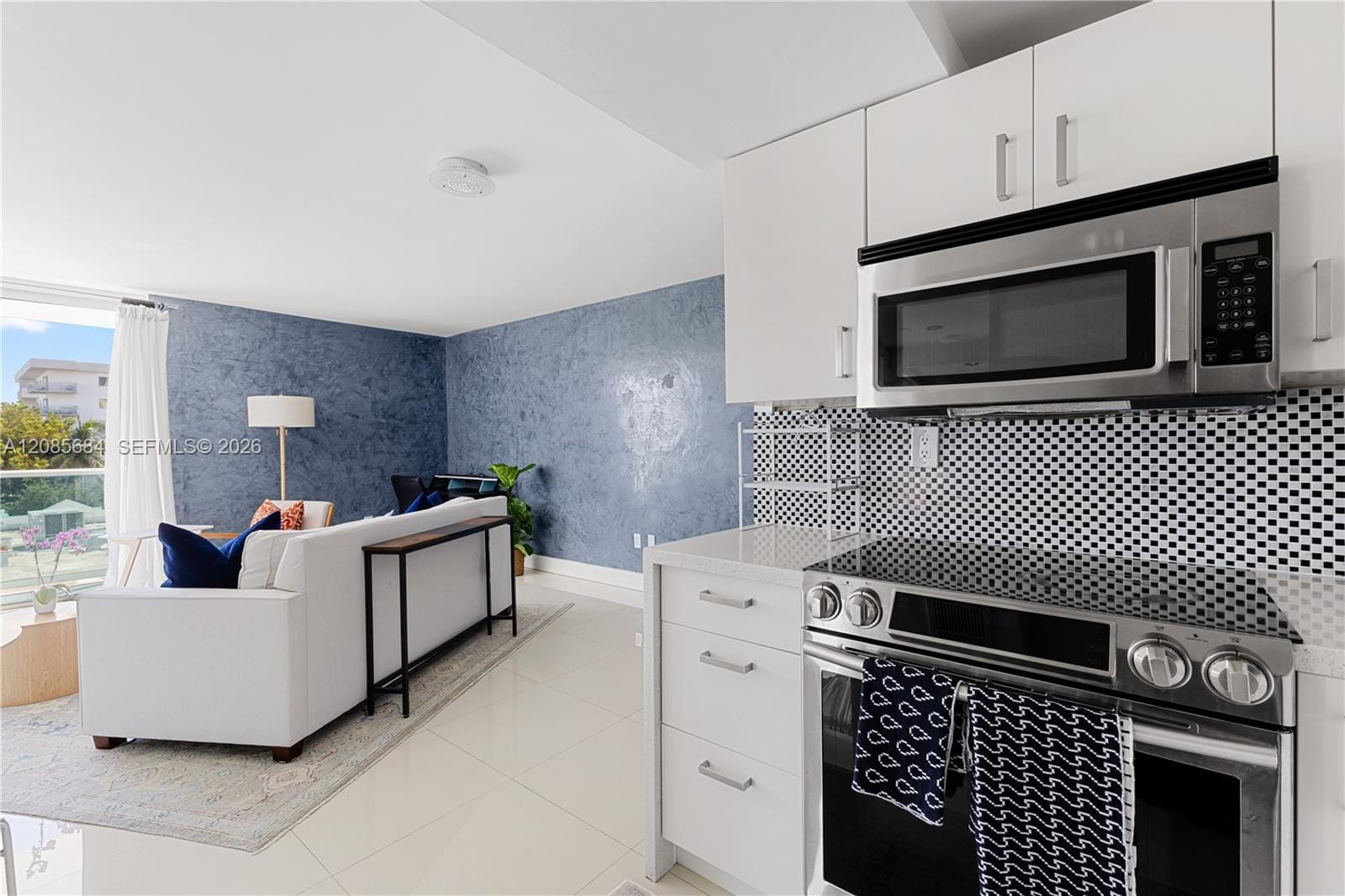 1035 West Avenue 404, Miami Beach, FL 33139 photo 7