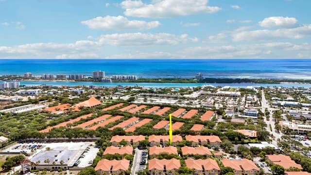 105 Lighthouse Circle B, Tequesta, FL 33469