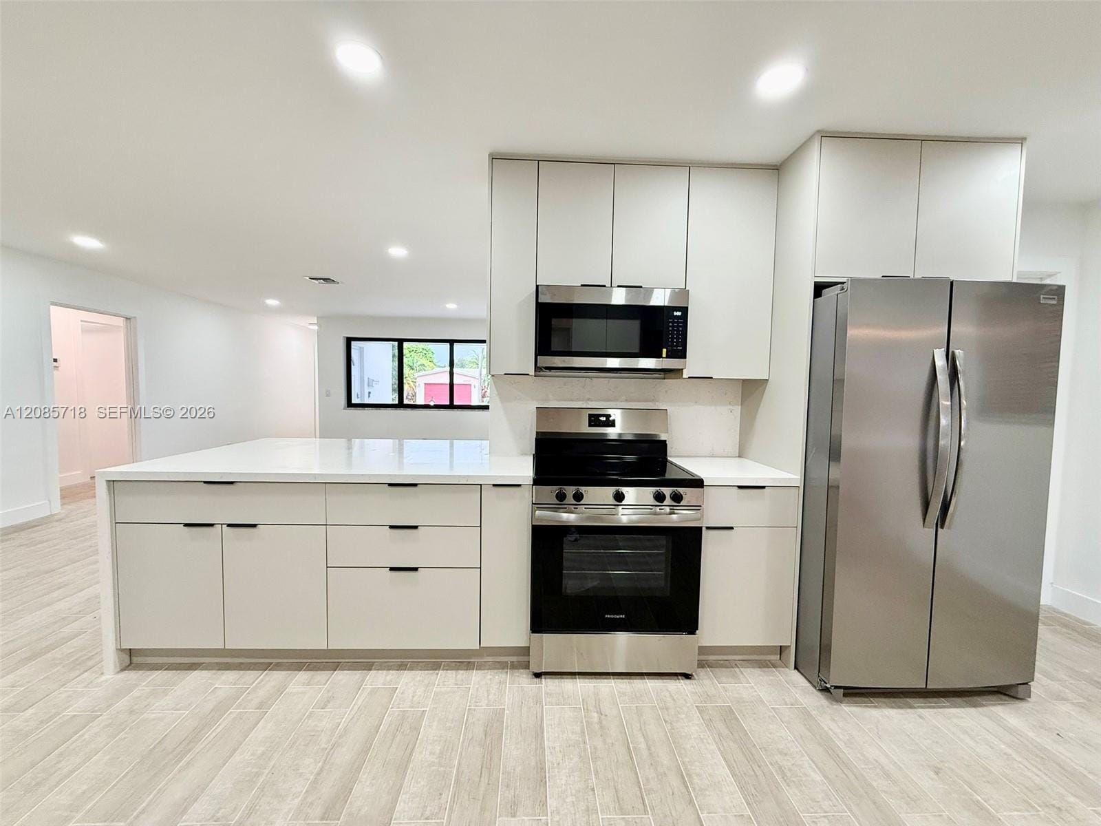 2201 N 54th Avenue, Hollywood, FL 33021 photo 6