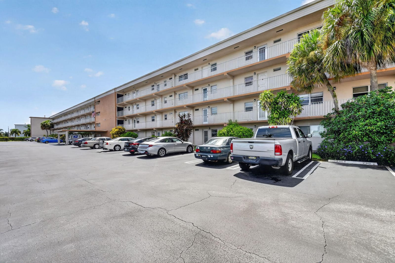 230 NE 26th Avenue 412, Boynton Beach, FL 33435 photo 4