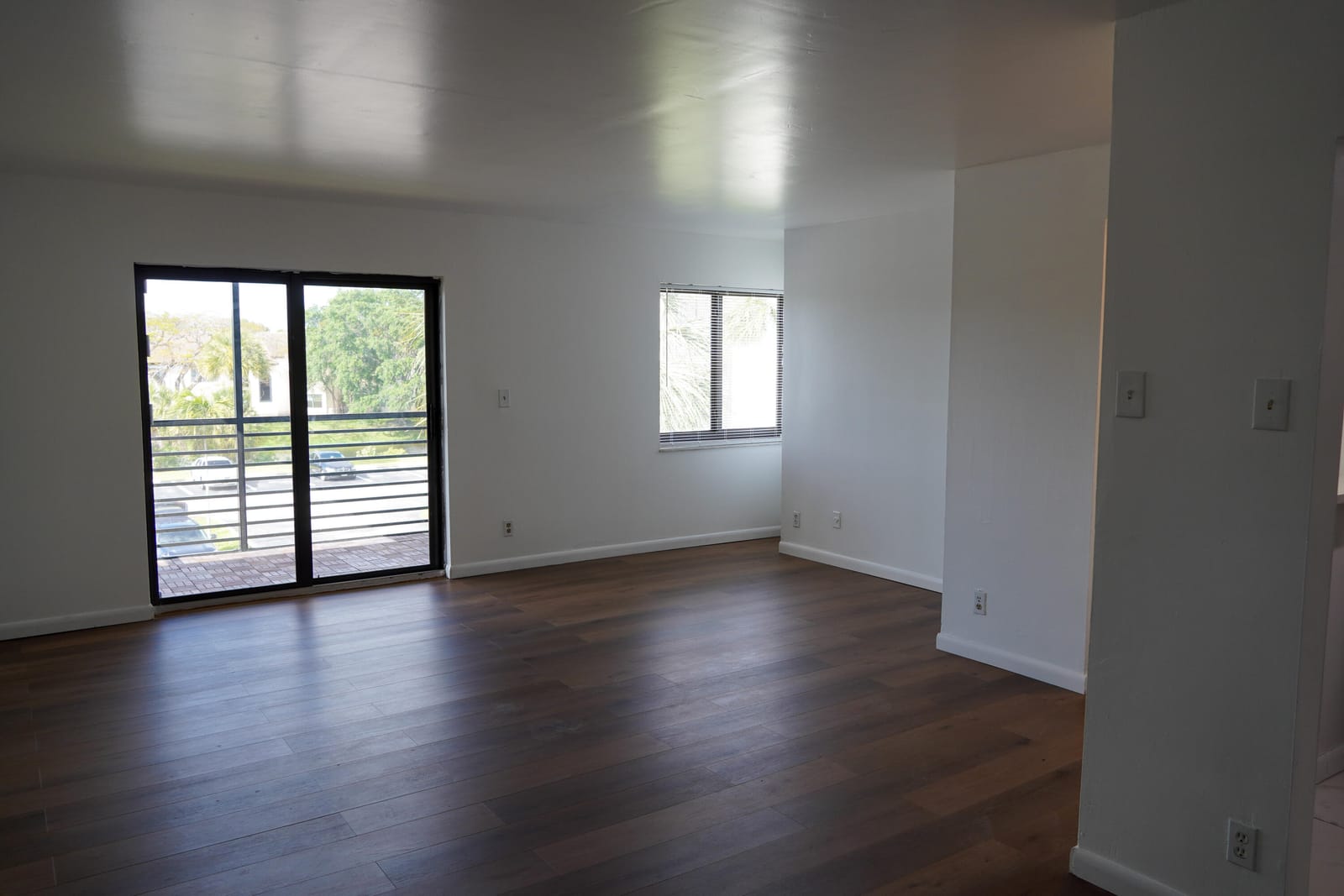 3720 N PINE ISLAND Road N 334 — photo 1