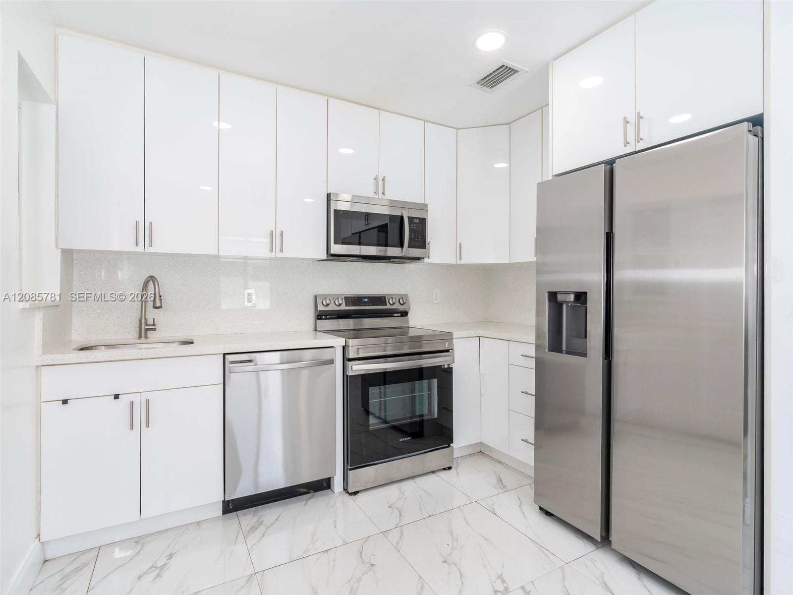 3375 SW 1st Street, Miami, FL 33135 photo 16