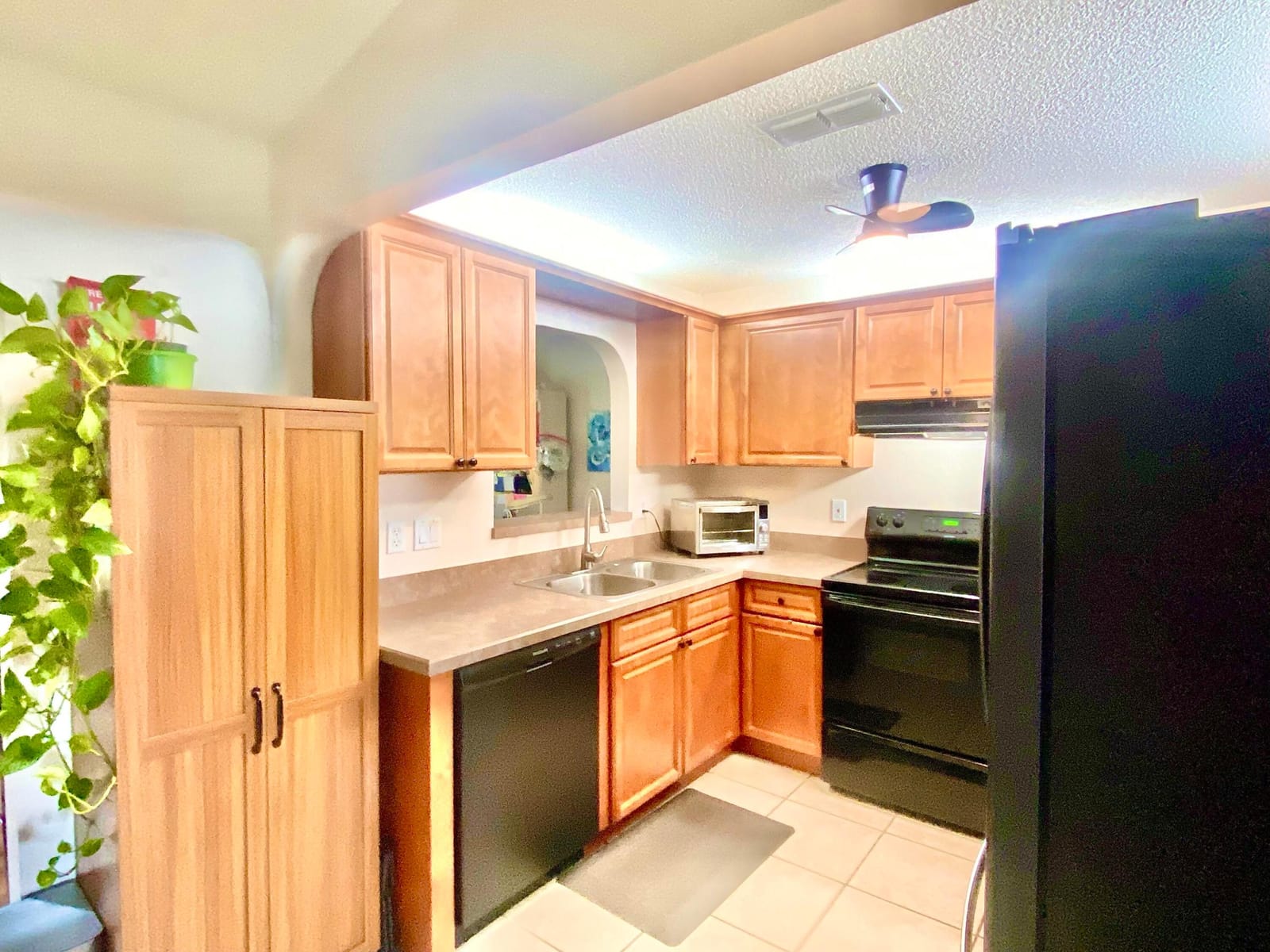 4340 VANTAGE Circle — photo 9
