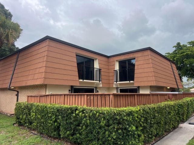 406 BUTTONWOOD Lane, Boynton Beach, FL 33436