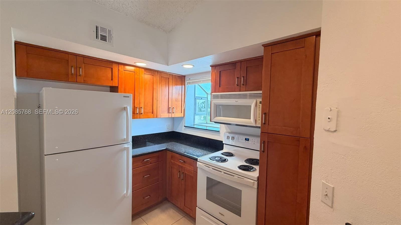3350 NW Pinewalk Drive N 1427, Margate, FL 33063 photo 14