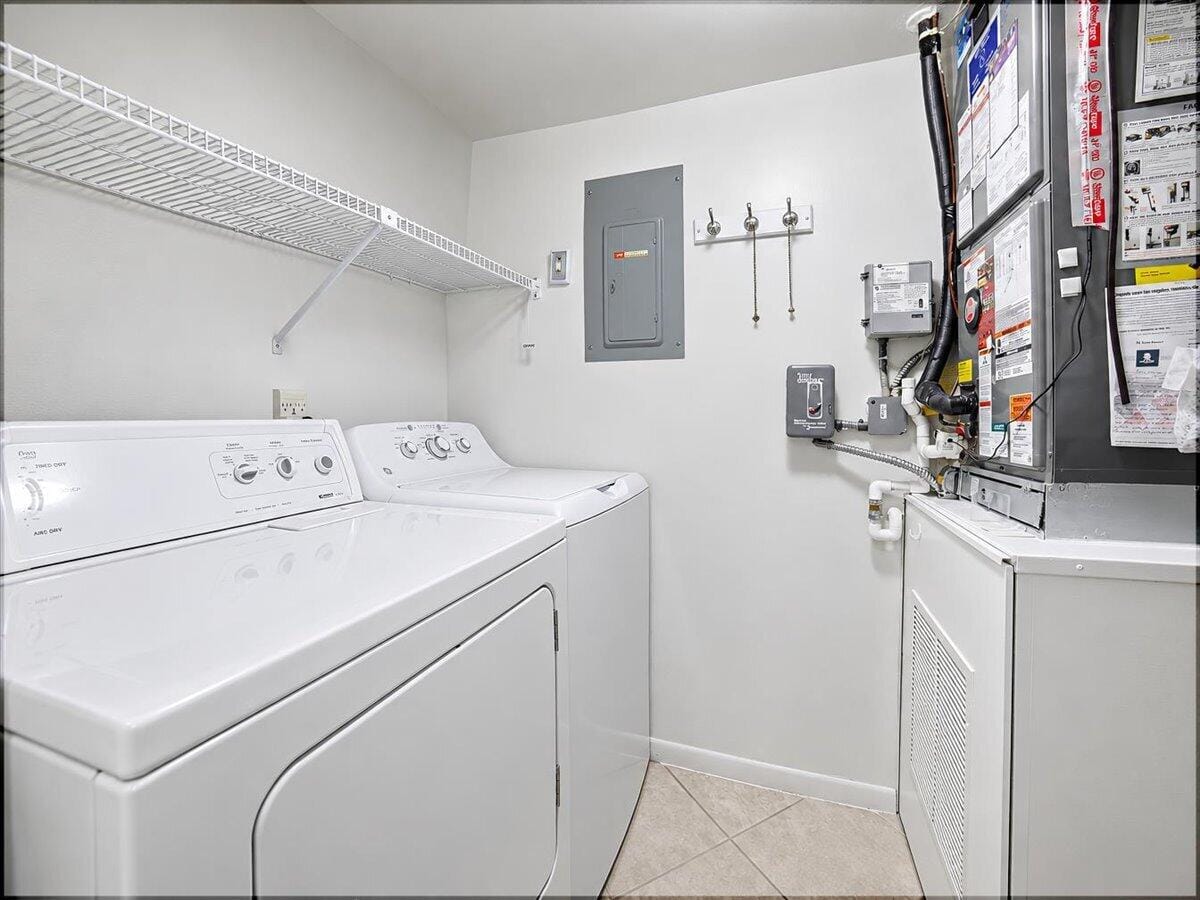 331 KNOTTY PINE Circle D-2, Greenacres, FL 33463 photo 17