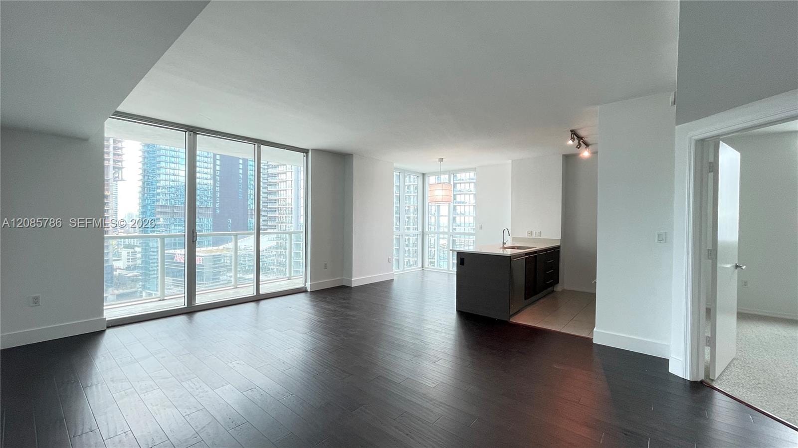 55 SE 6th Street 2702, Miami, FL 33131 photo 16