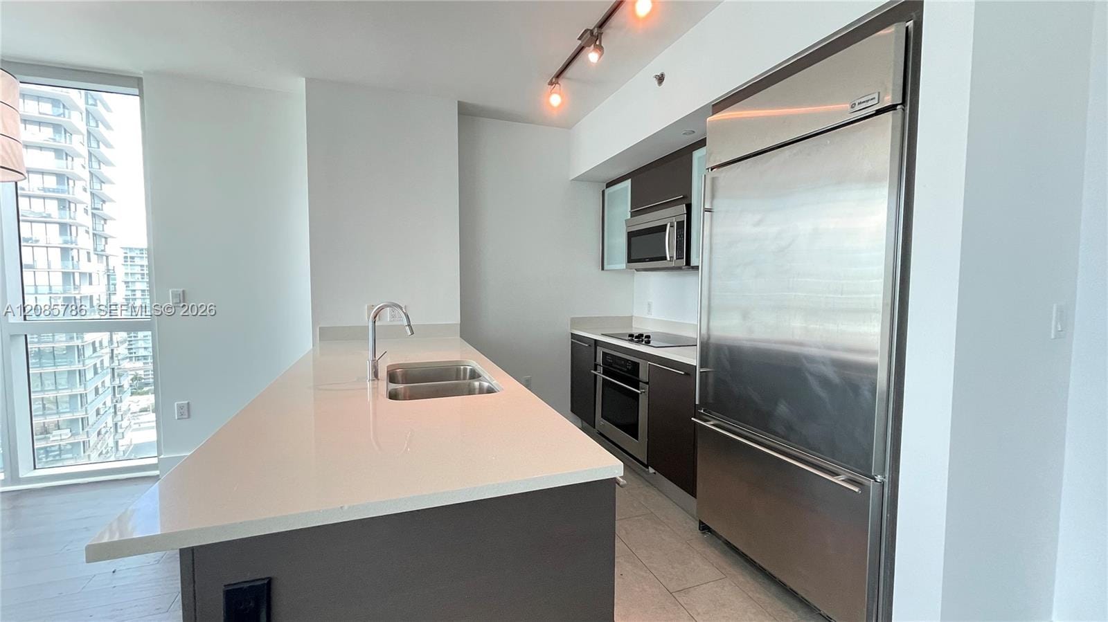 55 SE 6th Street 2702, Miami, FL 33131 photo 18