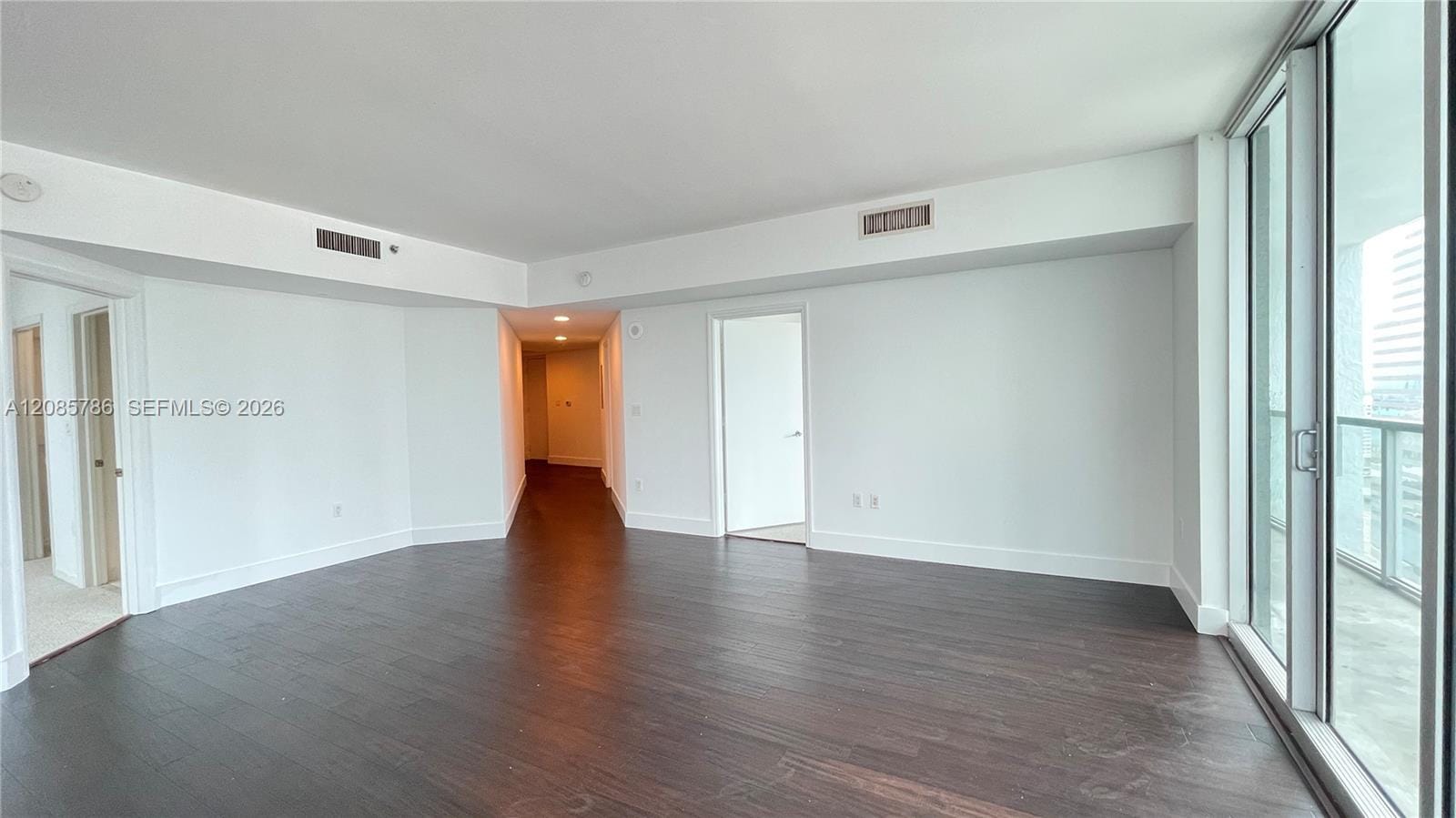 55 SE 6th Street 2702, Miami, FL 33131 photo 21