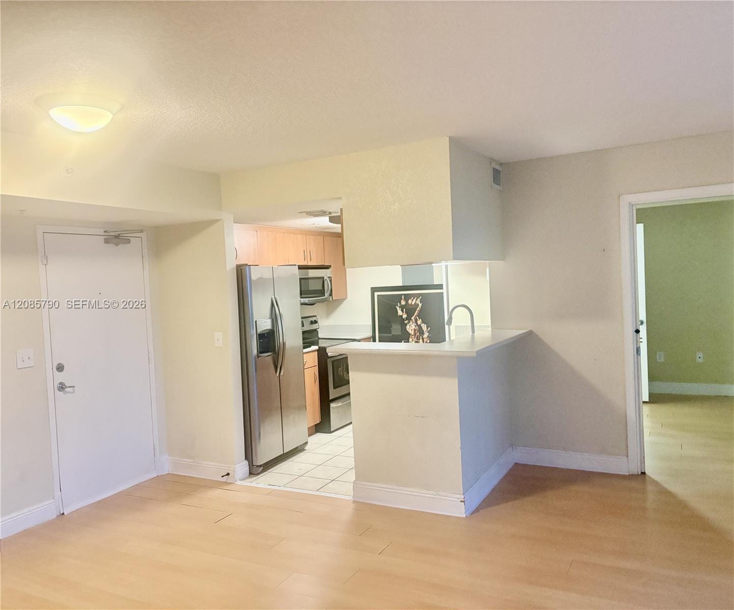 816 NW 11th Street 705, Miami, FL 33136 photo 2