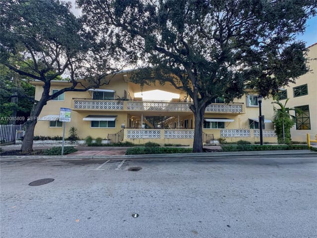 75 Washington Avenue 20, Miami Beach, FL 33139