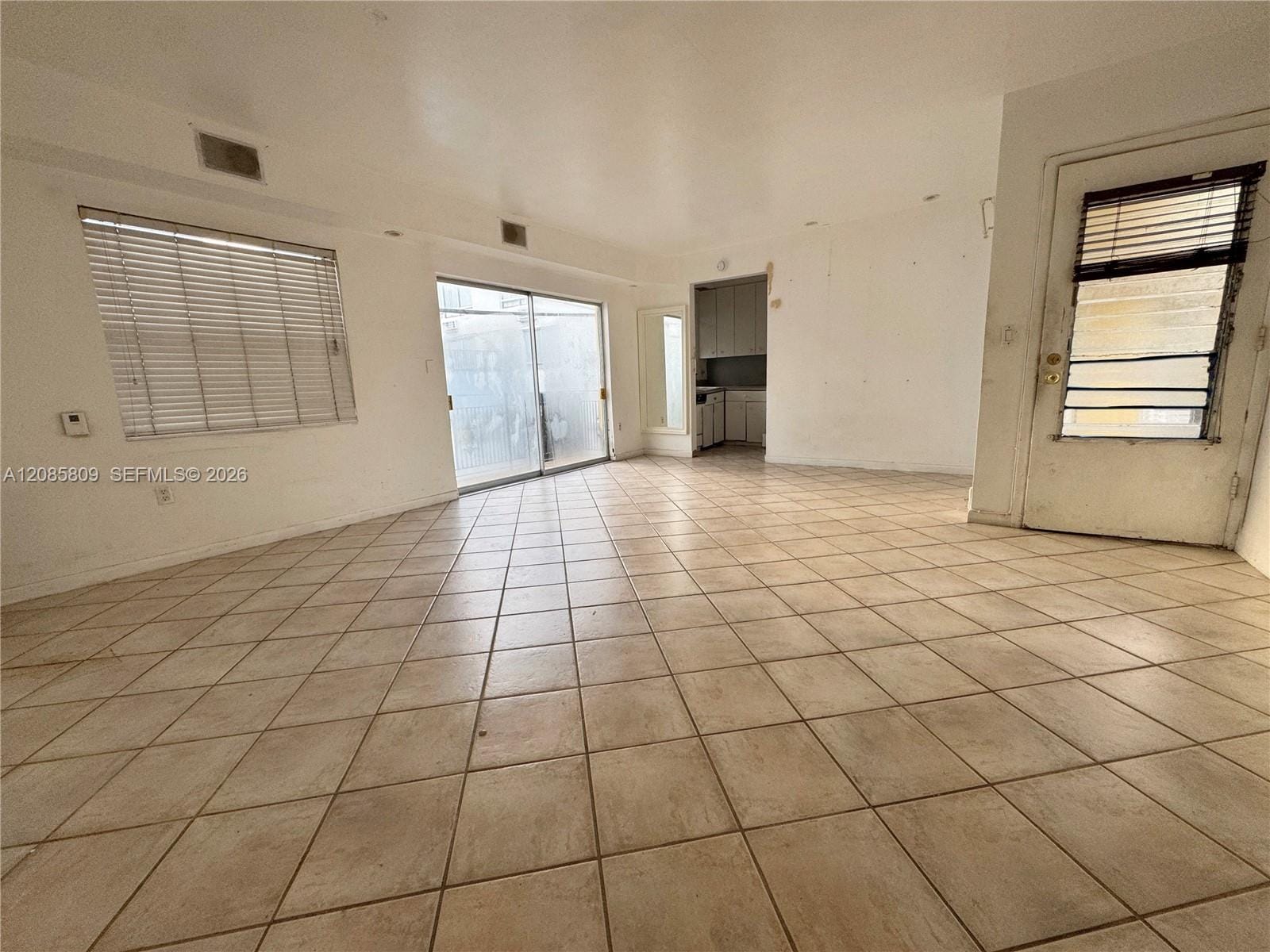 75 Washington Avenue 20, Miami Beach, FL 33139 photo 4