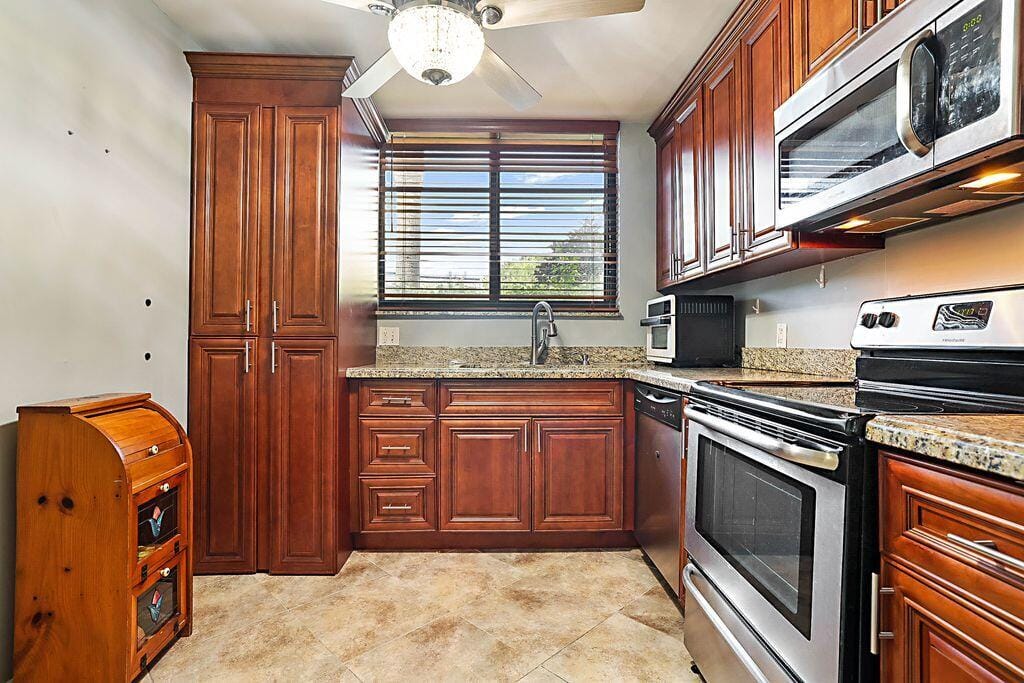 4238 Deste Court, Lake Worth, FL 33467 photo 2