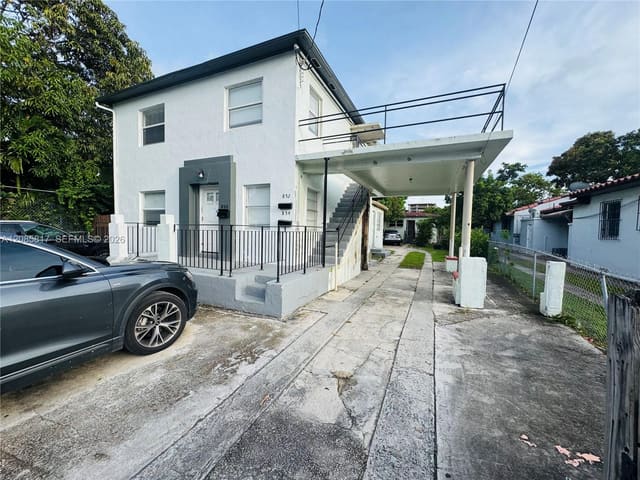 850 SW 5th Street 2, Miami, FL 33130