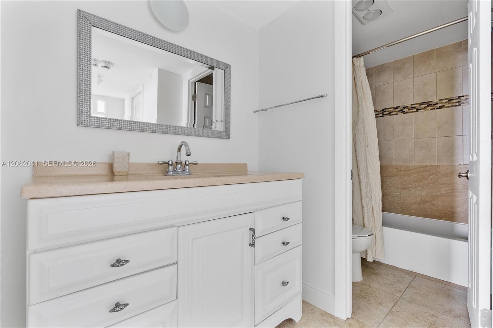 500 Bayview Drive 1920, Sunny Isles Beach, FL 33160 photo 11