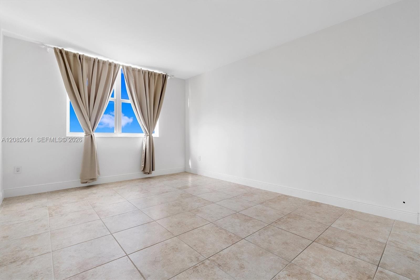 500 Bayview Drive 1920, Sunny Isles Beach, FL 33160 photo 13