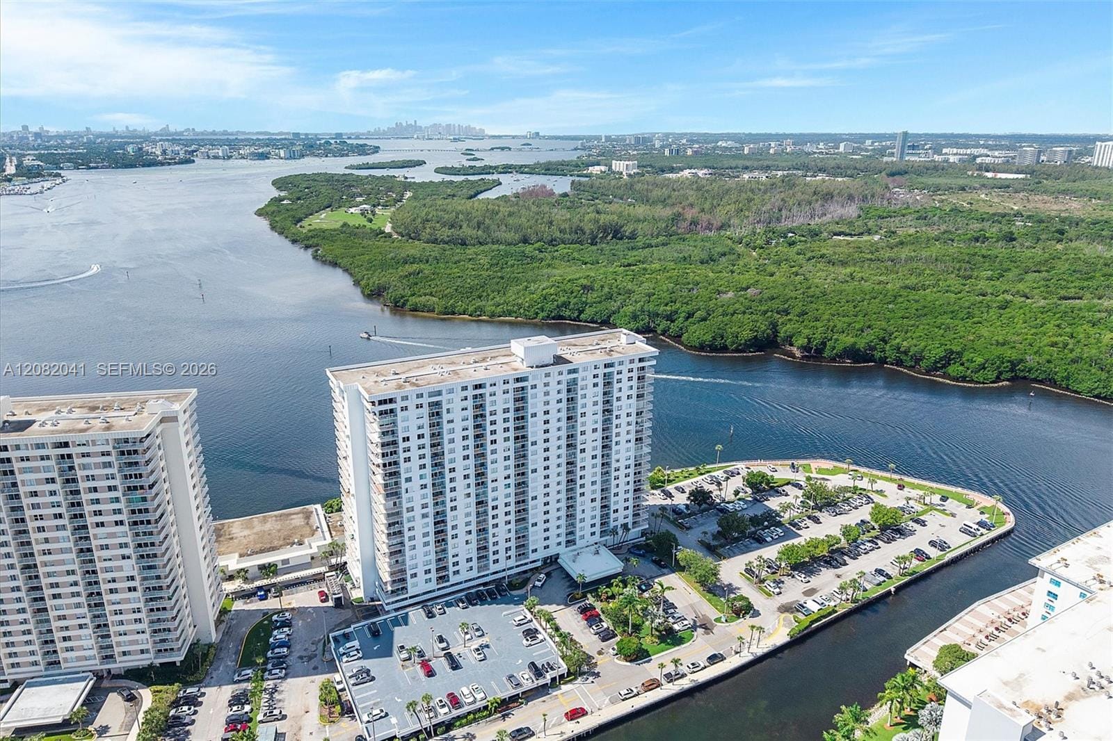 500 Bayview Drive 1920, Sunny Isles Beach, FL 33160 photo 30